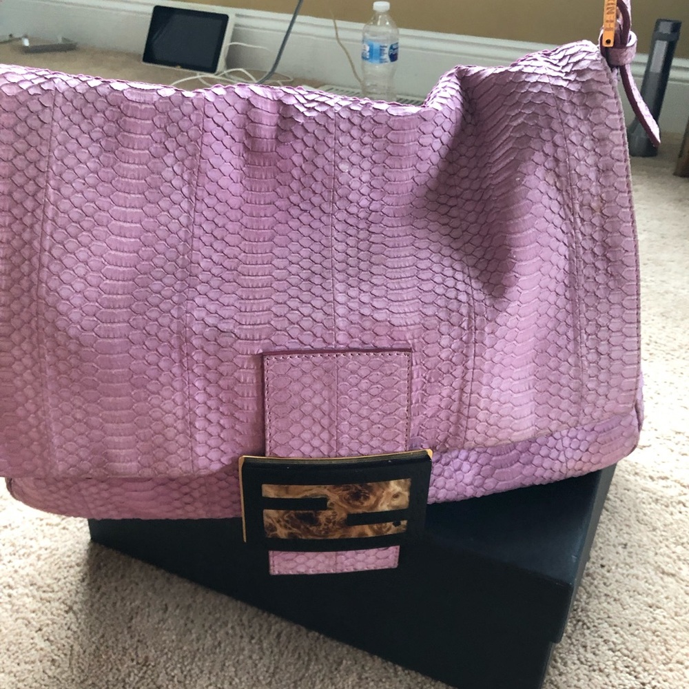 Shoulder bag